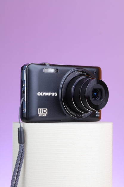 Olympus D-745