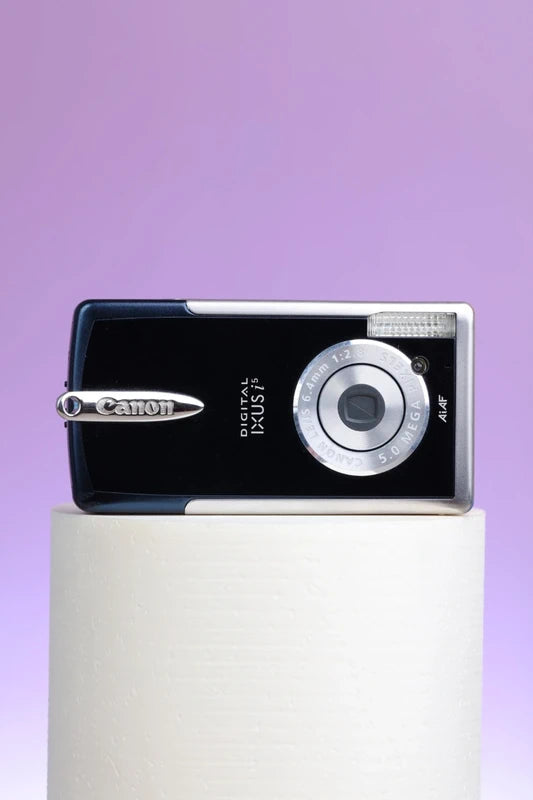 Canon Digital IXUS i5 (Navy) Digital Camera