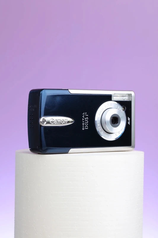 Canon Digital IXUS i5 (Navy) Digital Camera