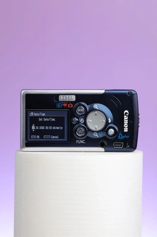 Canon Digital IXUS i5 (Navy) Digital Camera