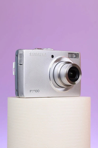 Samsung P1000 Digital Camera