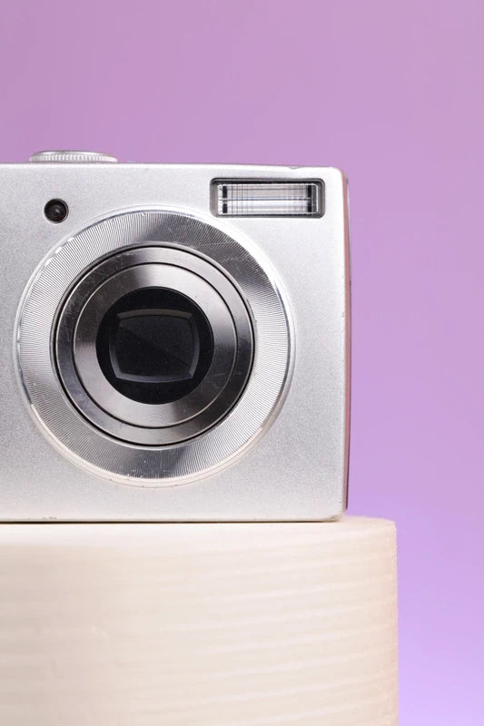 Samsung P1000 Digital Camera