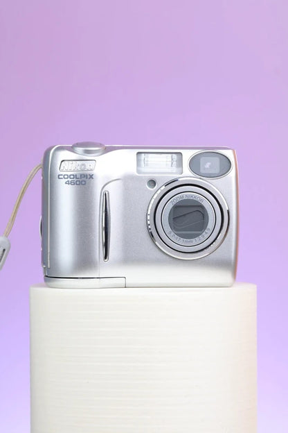 Nikon Coolpix 4600 Digital Camera