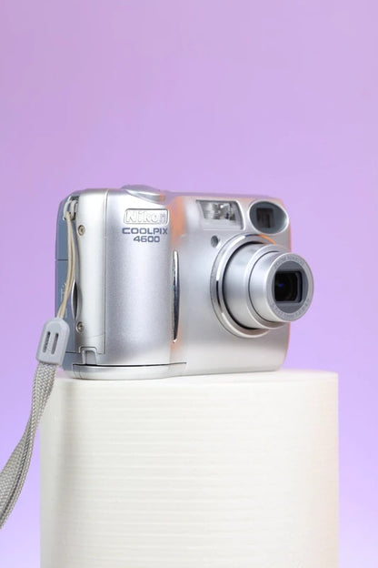 Nikon Coolpix 4600 Digital Camera