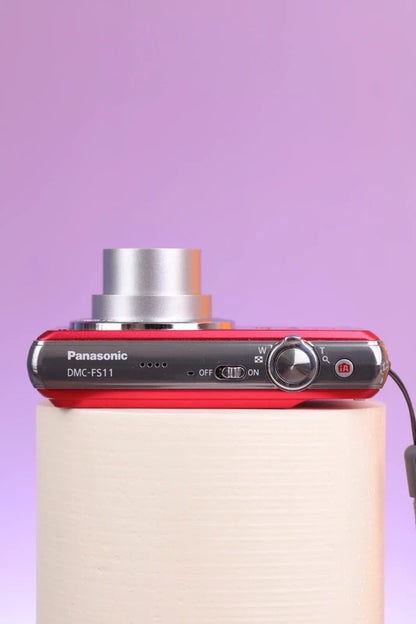 Panasonic Lumix DMC-FS11 (Red) Digital Camera