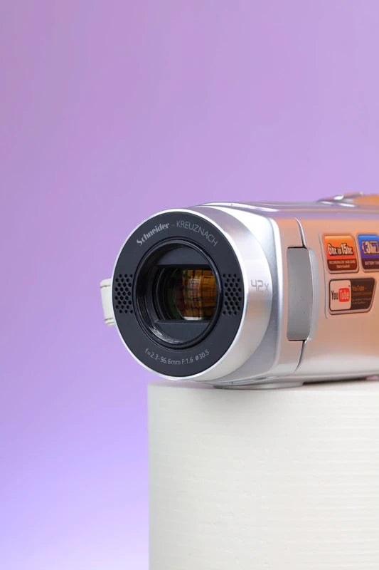 Samsung SMX-F30SP Camcorder (Silver)