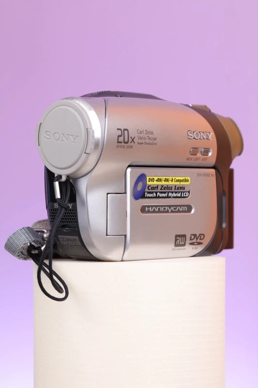 Sony Handycam DCR-DVD92E (Silver / Grey) Camcorder