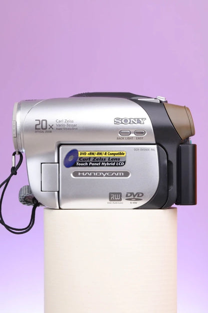 Sony Handycam DCR-DVD92E (Silver / Grey) Camcorder
