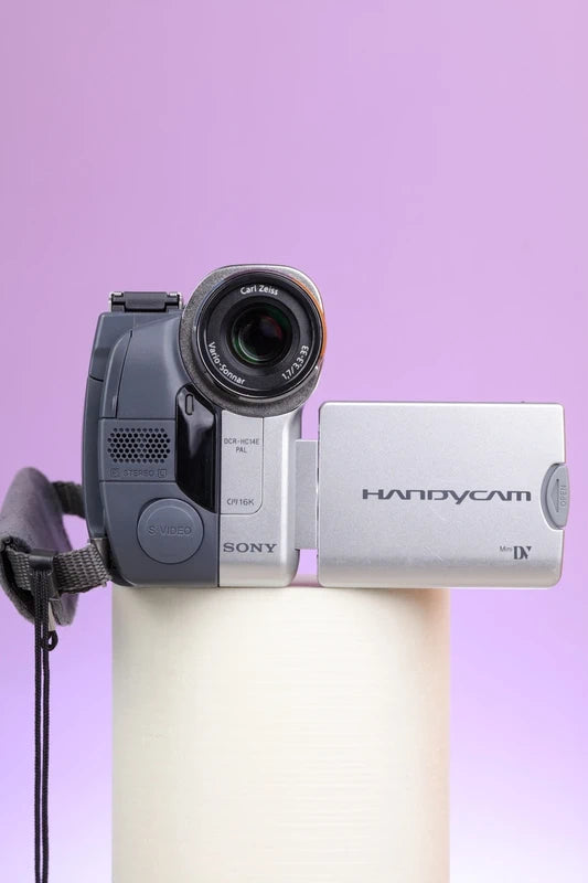 Sony Handycam DCR-HC14E (Silver) Camcorder