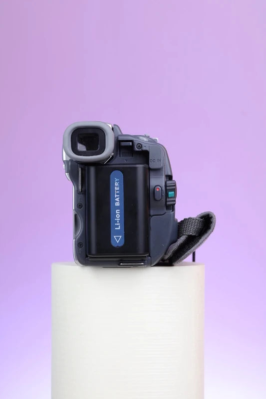 Sony Handycam DCR-HC14E (Silver) Camcorder