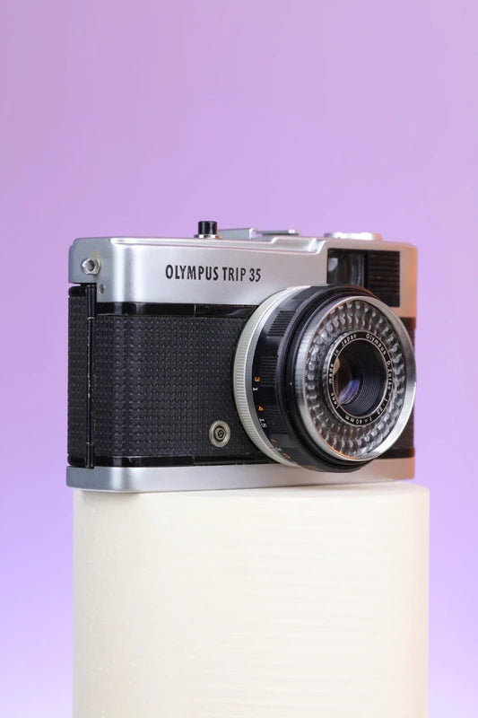 Olympus Trip 35 (Silver / Black) Vintage Film Camera